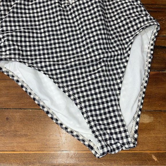 Time and Tru Black and White Checkered Swimsuit - Picture 2 of 6